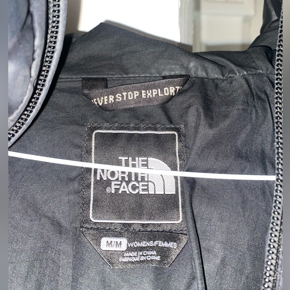 North Face Women’s 550 Jacket - Picture 5 of 5